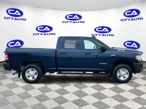 2021 RAM 2500 Tradesman Crew Cab 4x4 6'4' Box