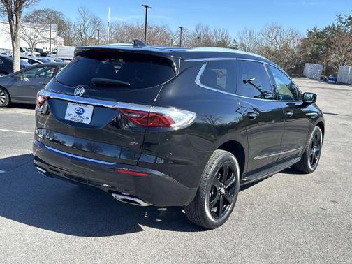 2024 Buick Enclave Essence FWD