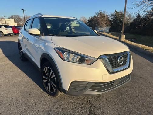 2020 Nissan Kicks SV