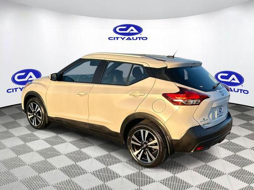 2020 Nissan Kicks SV