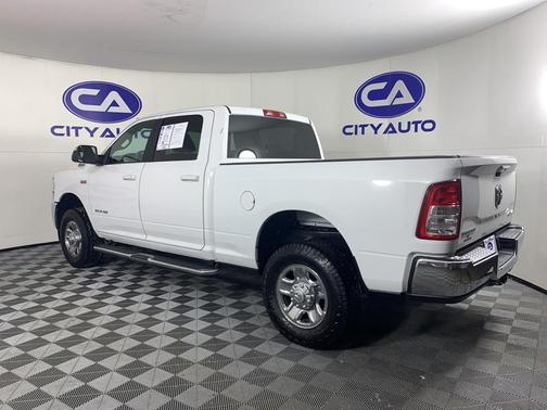 2022 RAM 2500 Big Horn Crew Cab 4x4 6'4' Box