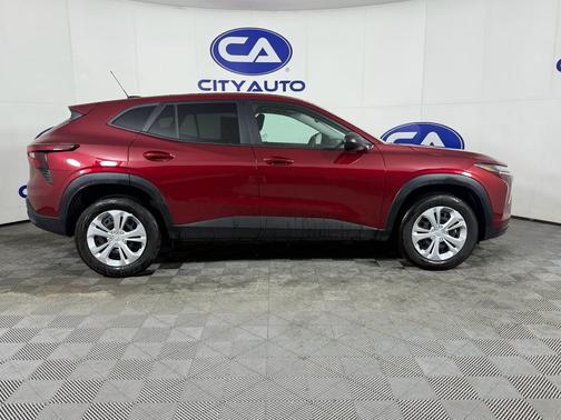 2025 Chevrolet Trax LS