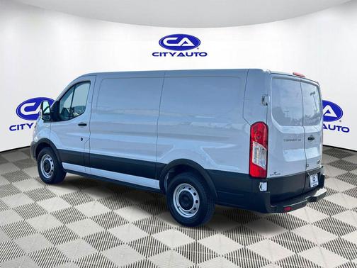 Oxford White 2019 Ford Transit-150 Base