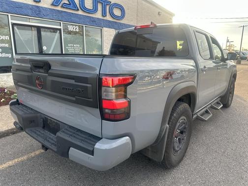 Boulder Gray Pearl 2025 Nissan Frontier PRO-4X