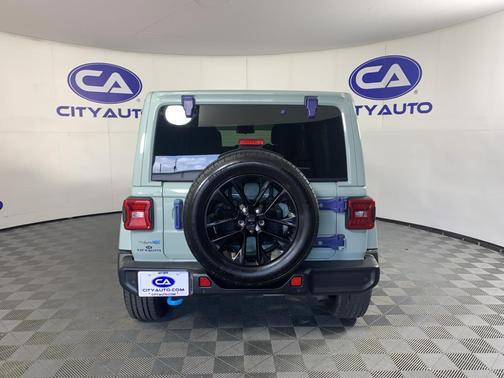 Earl Clearcoat 2024 Jeep Wrangler 4xe Sahara