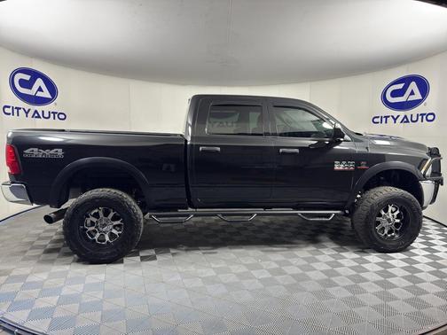 2018 RAM 2500 Tradesman Crew Cab 4x4 6'4' Box