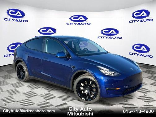2022 Tesla Model Y Long Range Dual Motor All-Wheel Drive