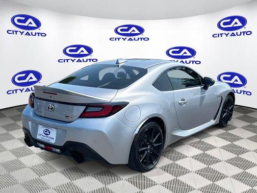 2024 Toyota GR86 Premium