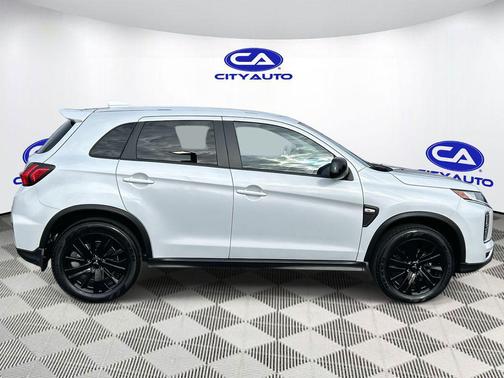 2025 Mitsubishi Outlander Sport 2.0 LE