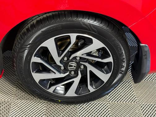 2016 Honda Civic LX-P