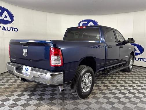 2022 RAM 3500 Big Horn Crew Cab 4x2 6'4' Box