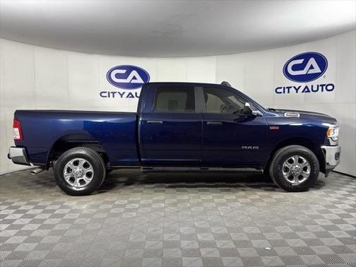 2022 RAM 3500 Big Horn Crew Cab 4x2 6'4' Box