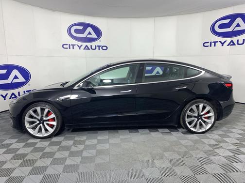 2018 Tesla Model 3 Long Range