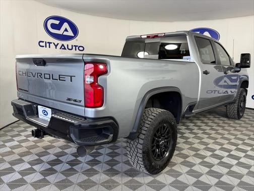 2024 Chevrolet Silverado 2500 4WD Crew Cab Standard Bed ZR2