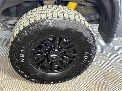 2024 Chevrolet Silverado 2500 4WD Crew Cab Standard Bed ZR2