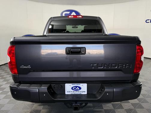 2017 Toyota Tundra SR5