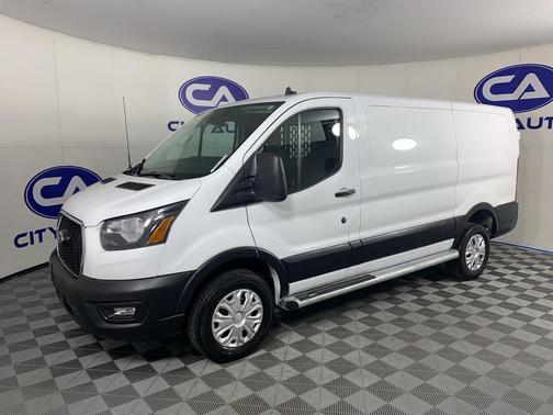 Oxford White 2025 Ford Transit-250 Base