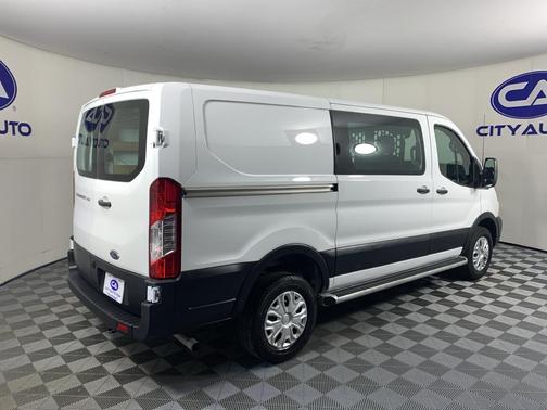 Oxford White 2025 Ford Transit-250 Base