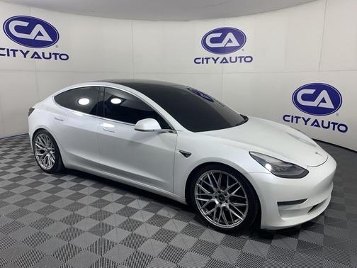 2020 Tesla Model 3 Standard Range