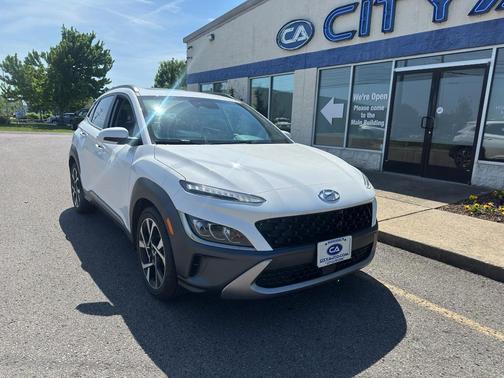 Lunar White 2023 Hyundai KONA Limited