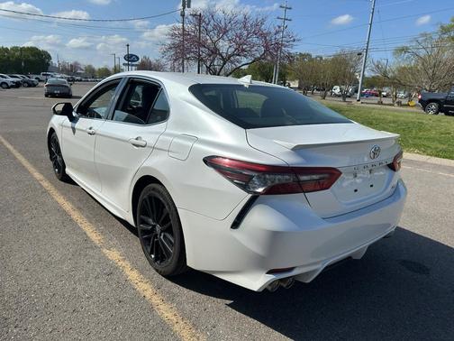 Wind Chill Pearl 2023 Toyota Camry XSE