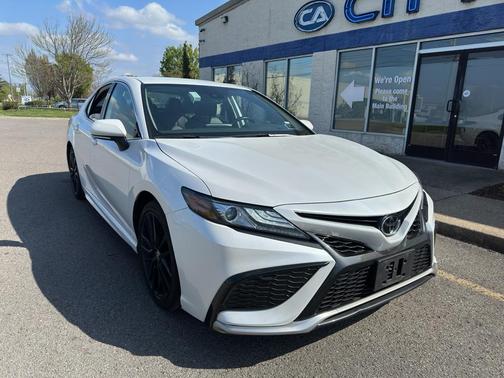 Wind Chill Pearl 2023 Toyota Camry XSE