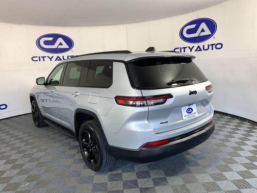 Silver Zynith 2023 Jeep Grand Cherokee L Altitude