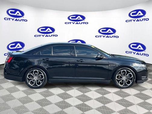 2019 Ford Taurus SHO