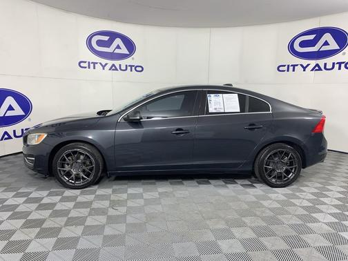 2016 Volvo S60 T5 Drive-E Premier
