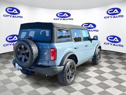 2023 Ford Bronco Black Diamond