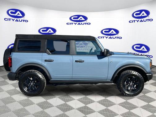 2023 Ford Bronco Black Diamond