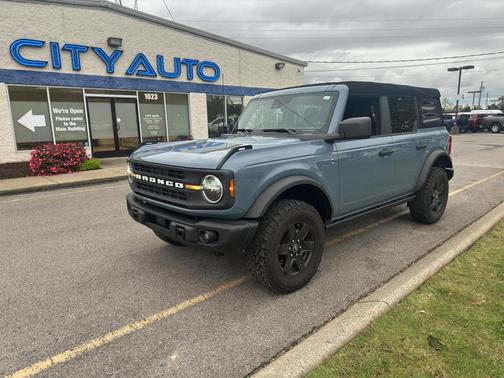 2023 Ford Bronco Black Diamond