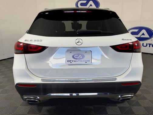 2021 Mercedes-Benz GLA 250 Base 4MATIC