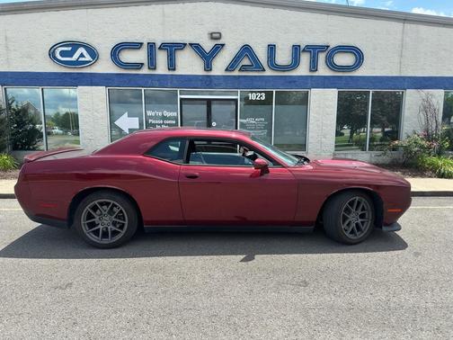 Octane Red Pearlcoat 2019 Dodge Challenger R/T