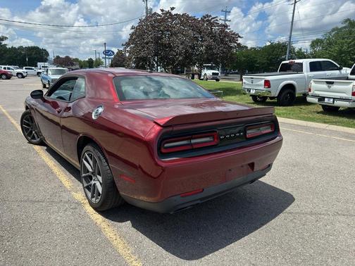 Octane Red Pearlcoat 2019 Dodge Challenger R/T