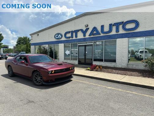Octane Red Pearlcoat 2019 Dodge Challenger R/T