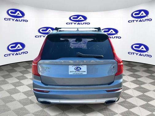 2020 Volvo XC90 T5 Momentum