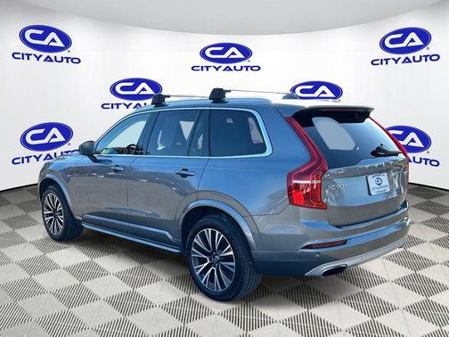 2020 Volvo XC90 T5 Momentum