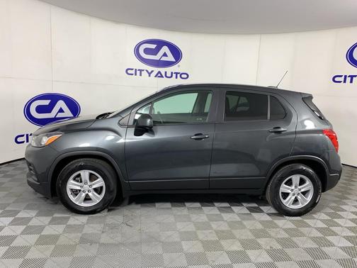 Nightfall Gray Metallic 2019 Chevrolet Trax LS