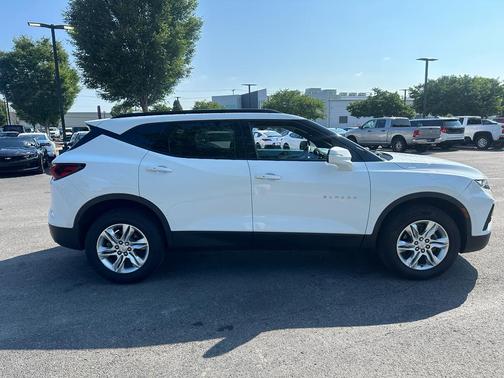 Summit White 2022 Chevrolet Blazer 2LT