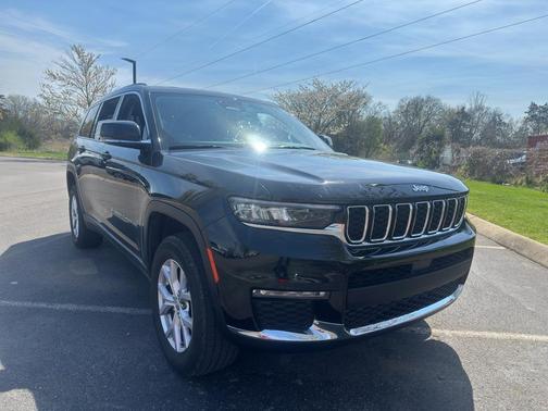 Diamond Black Crystal Pearlcoat 2022 Jeep Grand Cherokee L Limited