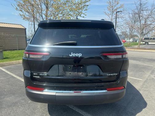 Diamond Black Crystal Pearlcoat 2022 Jeep Grand Cherokee L Limited