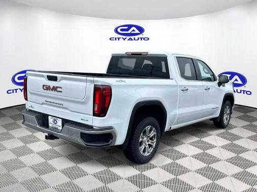 Summit White 2025 GMC Sierra 1500 SLT