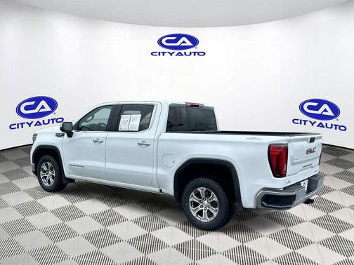 Summit White 2025 GMC Sierra 1500 SLT