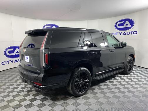 2023 Cadillac Escalade Sport