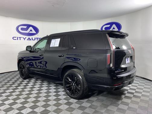 2023 Cadillac Escalade Sport