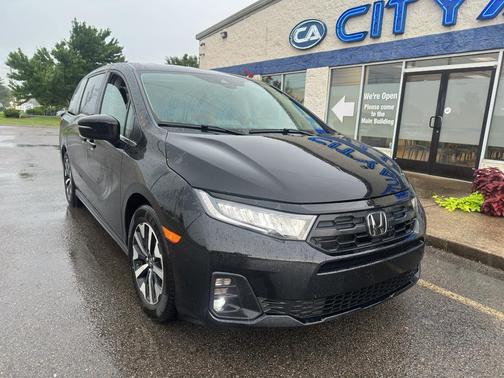 Crystal Black Pearl 2025 Honda Odyssey EX-L
