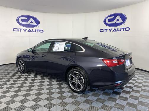 Dark Ash Metallic 2023 Chevrolet Malibu FWD 1LT