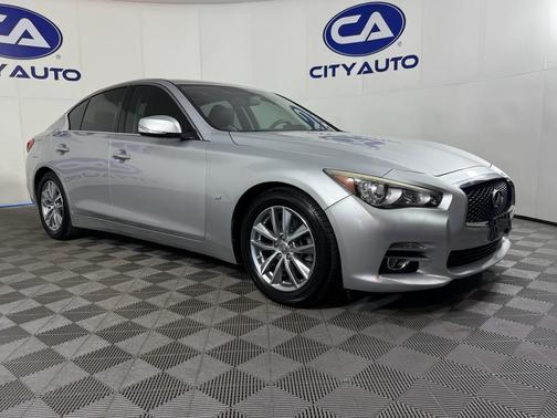 2015 INFINITI Q50 Premium