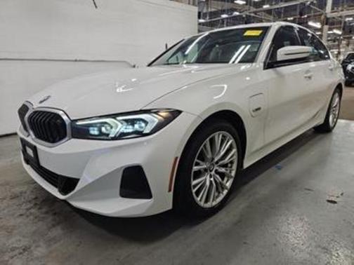 2023 BMW 330e xDrive